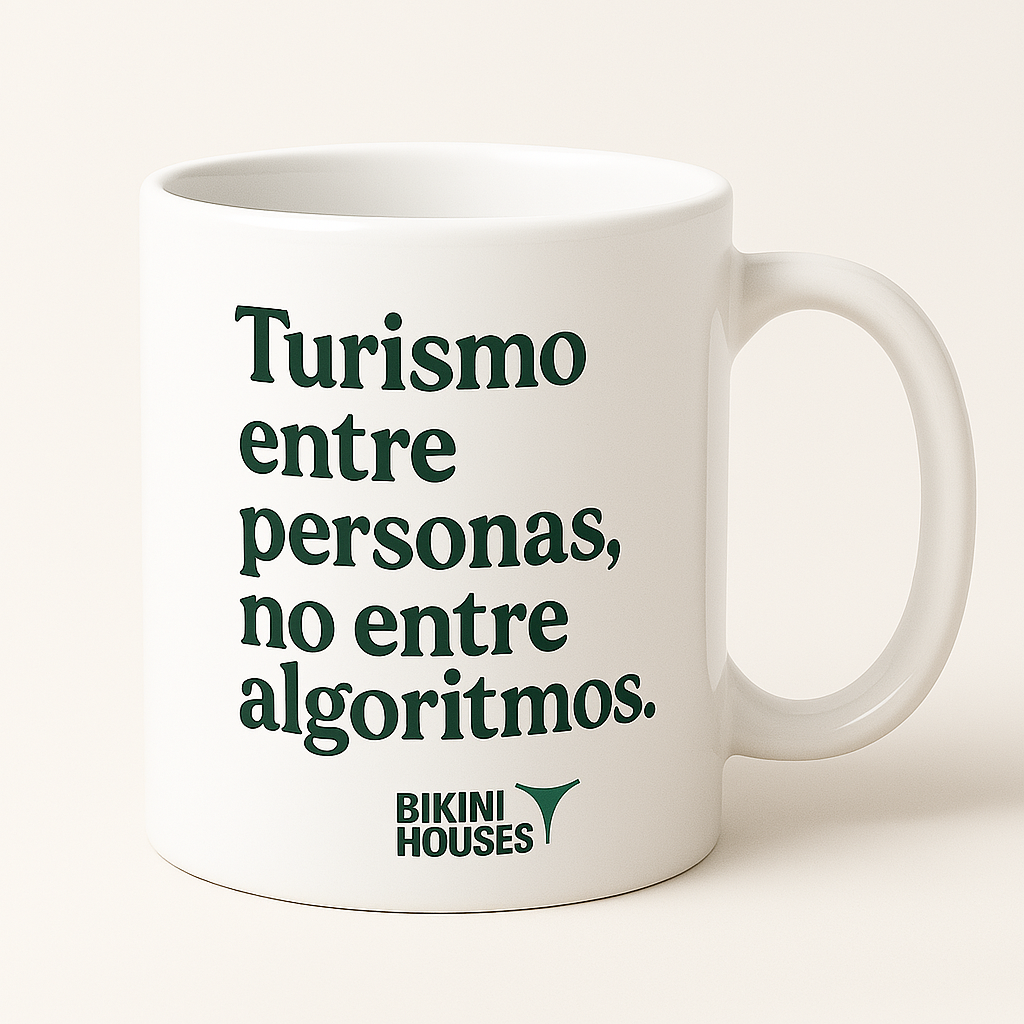 Taza BikiniHouses - Turismo entre personas – Diseño Consciente